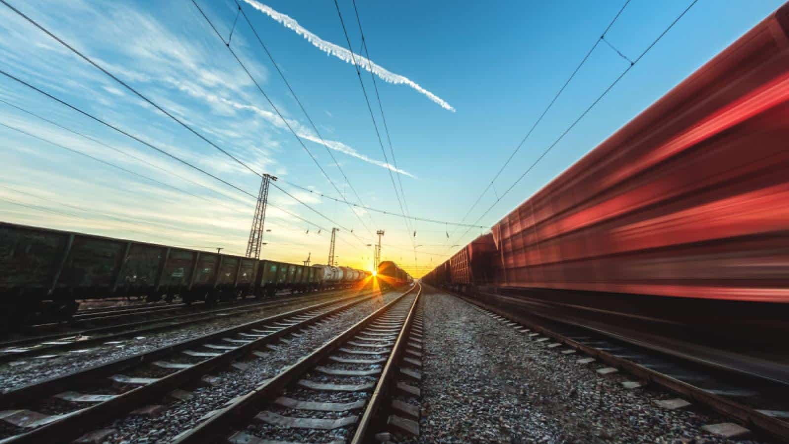 Technology providers partner to improve breakbulk rail tracking
